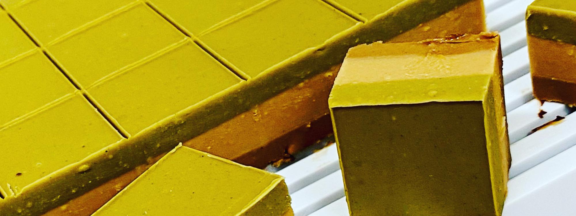 PEPPE LEOTTA ALTA FORMAZIONE SCUOLA DI PASTICCERIA LA CIOCCOLATERIA A 360° DEL MAESTRO RICCARDO MAGNI 