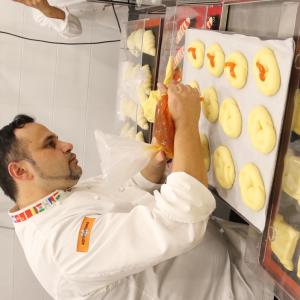 PEPPE LEOTTA ALTA FORMAZIONE CORSI CONPAIT-SICILIA SCUOLA CAMPIONE DEL MONDO FABRIZIO DONATONE LIEVITO MADRE PANETTONE COLAZIONE INNOVATIVA 