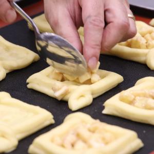 PEPPE LEOTTA ALTA FORMAZIONE CORSI CONPAIT-SICILIA SCUOLA CAMPIONE DEL MONDO FABRIZIO DONATONE LIEVITO MADRE PANETTONE COLAZIONE INNOVATIVA 
