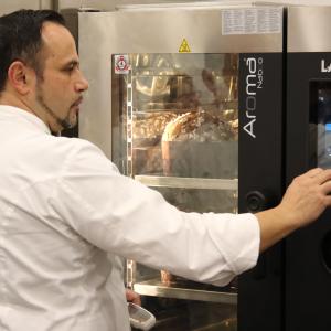 PEPPE LEOTTA PASTICCERIA ALTA FORMAZIONE CORSI CONPAIT-SICILIA SCUOLA FABRIZIO DONATONE GRANDI LIEVITATI COLOMBA PASQUALE