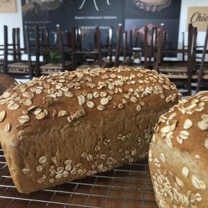 PEPPE LEOTTA ALTA FORMAZIONE CORSI CONPAIT-SICILIA SCUOLA PASTICCERIA I GRANDI LIEVITATI PASQUALI E LA PANIFICAZIONE DEL MAESTRO ANTONIO CHIERA