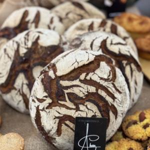 PEPPE LEOTTA ALTA FORMAZIONE CORSI CONPAIT-SICILIA SCUOLA PASTICCERIA I GRANDI LIEVITATI PASQUALI E LA PANIFICAZIONE DEL MAESTRO ANTONIO CHIERA