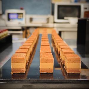 PEPPE LEOTTA ALTA FORMAZIONE SCUOLA DI PASTICCERIA LA CIOCCOLATERIA A 360° DEL MAESTRO RICCARDO MAGNI 