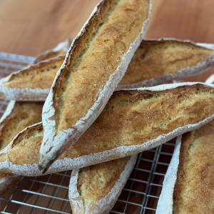PEPPE LEOTTA ALTA FORMAZIONE CORSI CONPAIT-SICILIA SCUOLA PASTICCERIA I GRANDI LIEVITATI PASQUALI E LA PANIFICAZIONE DEL MAESTRO ANTONIO CHIERA