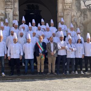 PEPPE LEOTTA ALTA FORMAZIONE CORSI CONPAIT-SICILIA SCUOLA PASTICCERIA NIVARATA FESTIVAL GRANITA GELATO SORBETTO