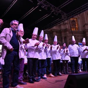 PEPPE LEOTTA ALTA FORMAZIONE CORSI CONPAIT-SICILIA SCUOLA PASTICCERIA NIVARATA FESTIVAL GRANITA GELATO SORBETTO